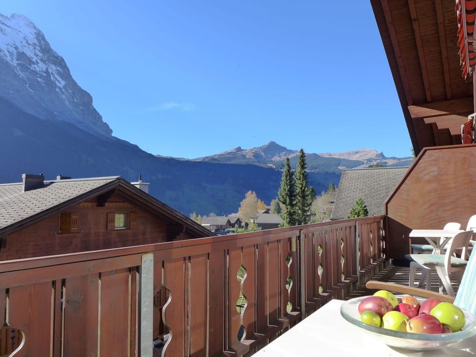 Sky, Property, Mountain, Building, Window, Wood, Plant, Tableware, House, Tree