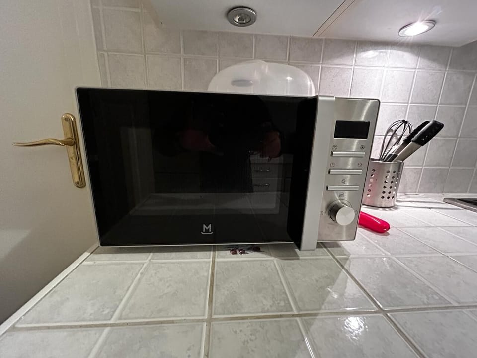 Microwave