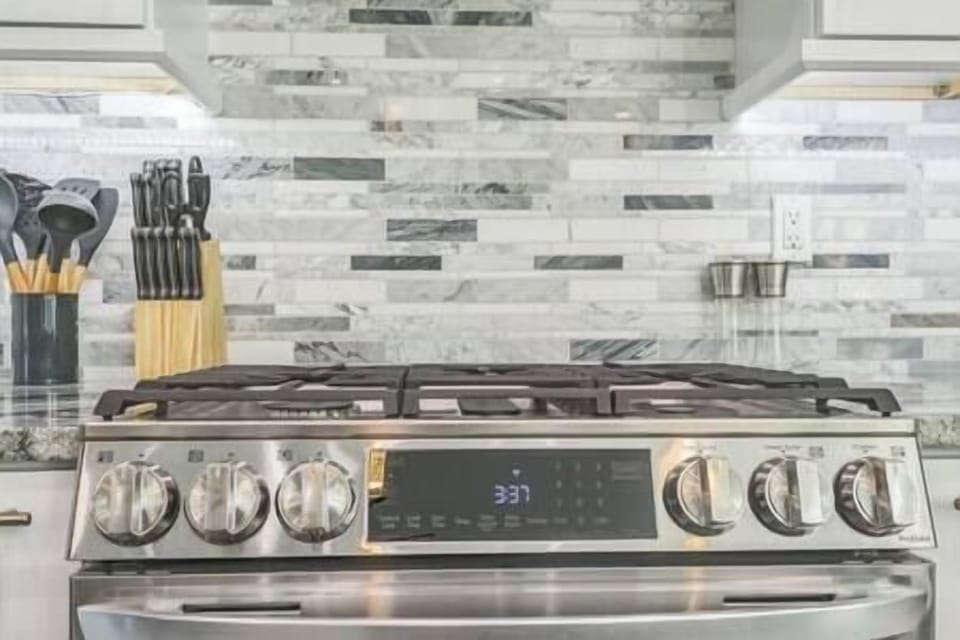 Kitchen (2)