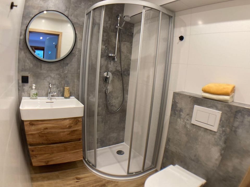 Room Gämse + Sommercard without breakfast - Standlgut Bed and Breakfast in Salzburgerland