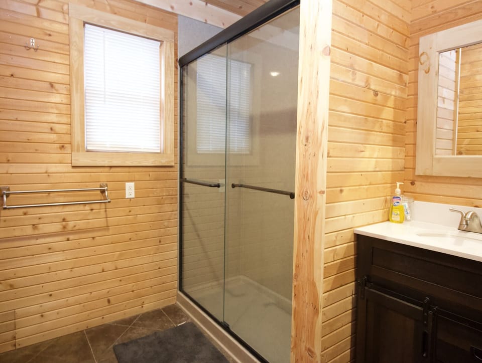 5' Walk In Shower