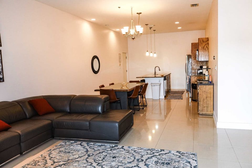 Home Decor, Floor, Indoors, Architecture, Building