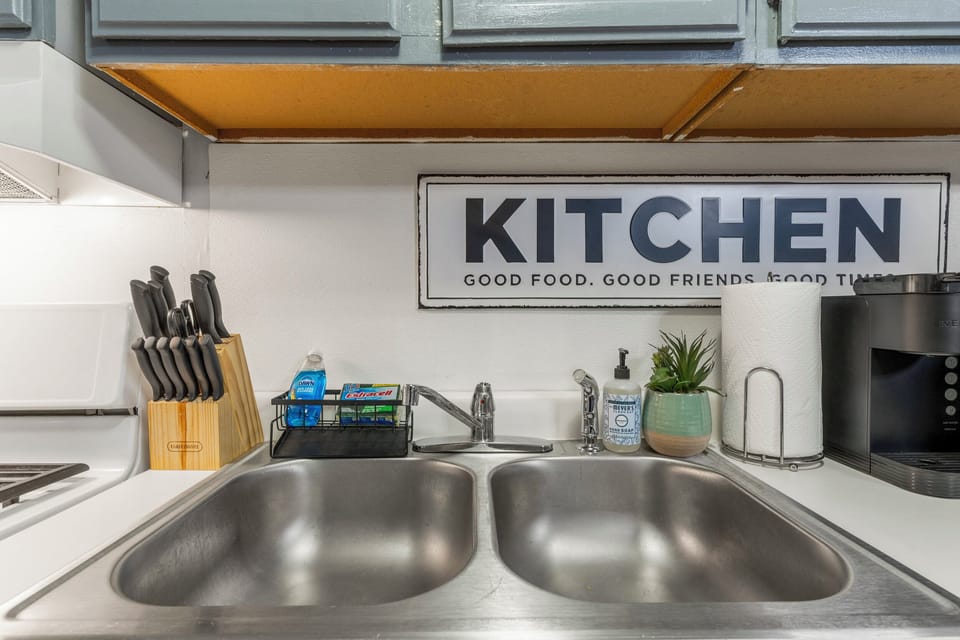 We provide dish soap & new sponges for all guests!