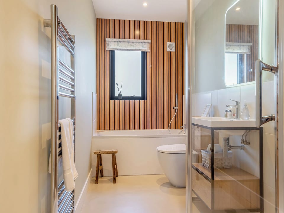 Bathroom | The Old Cowshed, Thorness