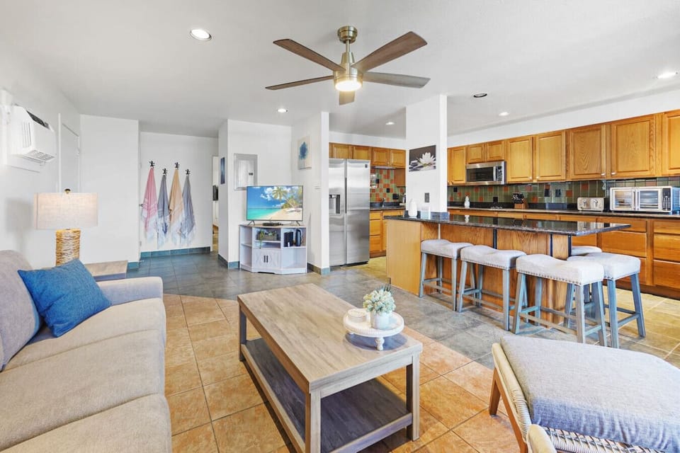 Dining/ living area
