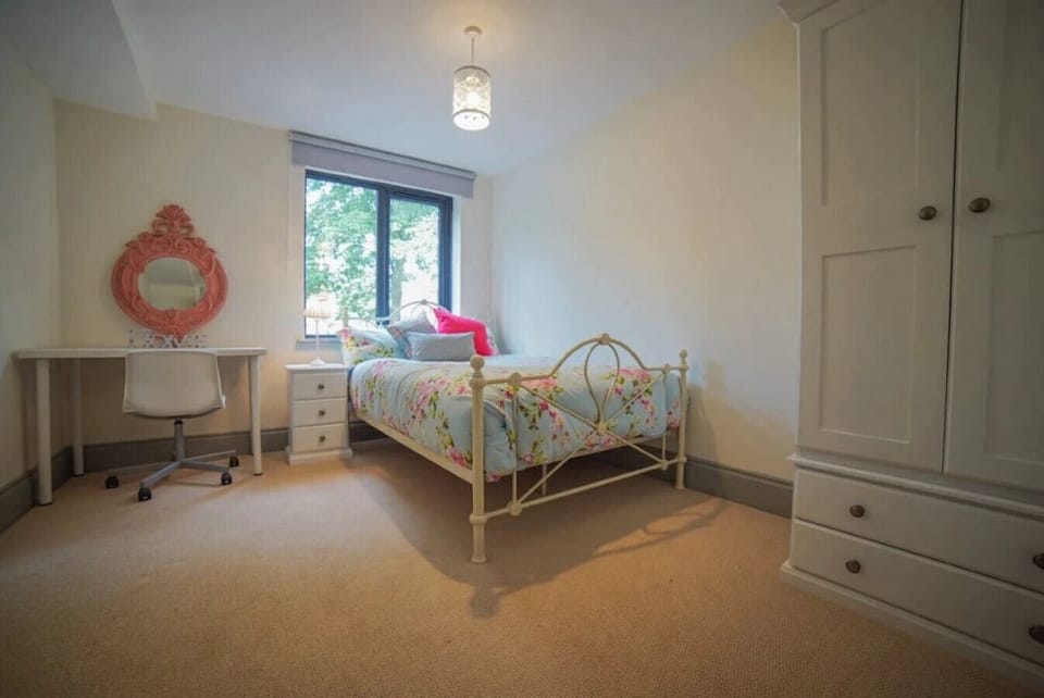 Room Space