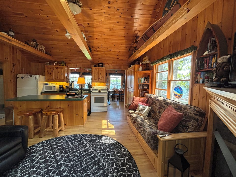 Living Room/Kitchen