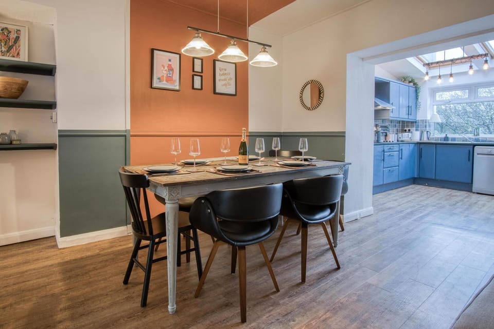 Lobster Cottage - 3 Bedroom Cottage - Tenby (24155)