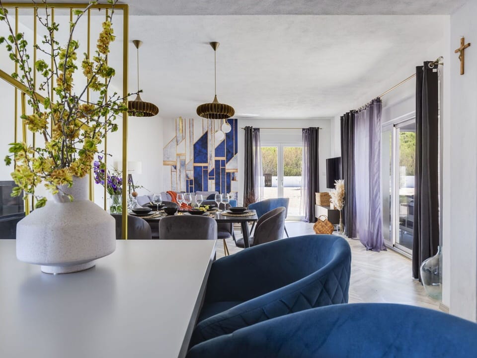Furniture, Interior Design, Wood, Flooring, Chair, Table, Lighting, Floor, Home, Dining Room