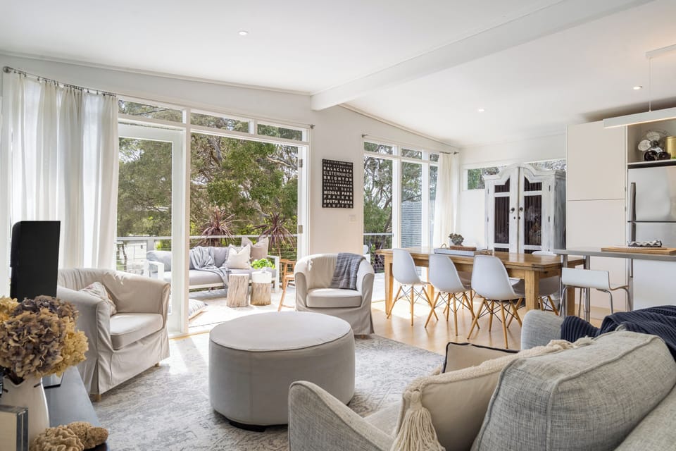 Breakfast Room (2)