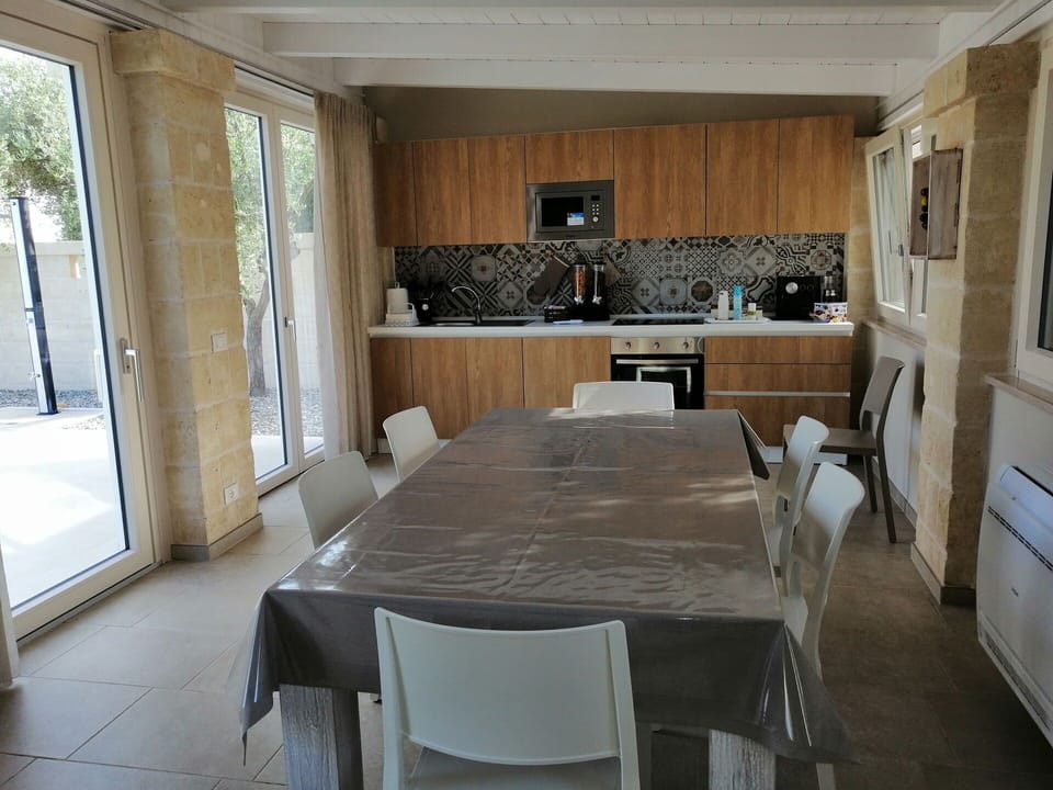 Autumn, Kitchen, Spring, Summer