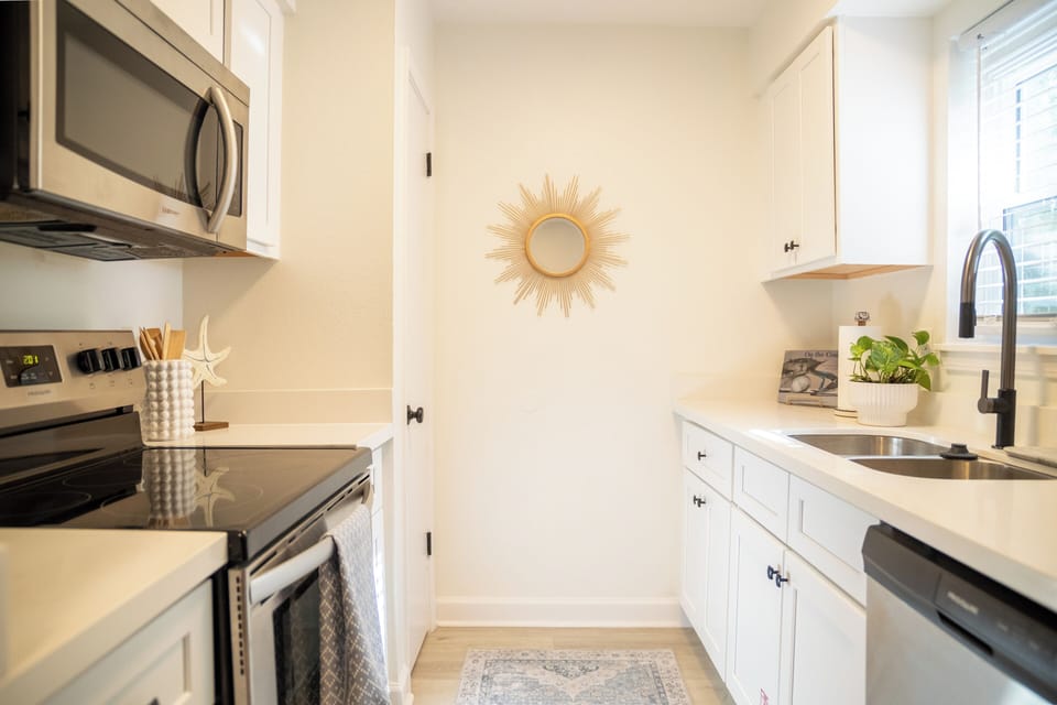 Full kitchen for cooking meals