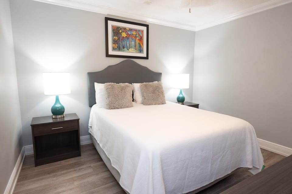 Queen bed