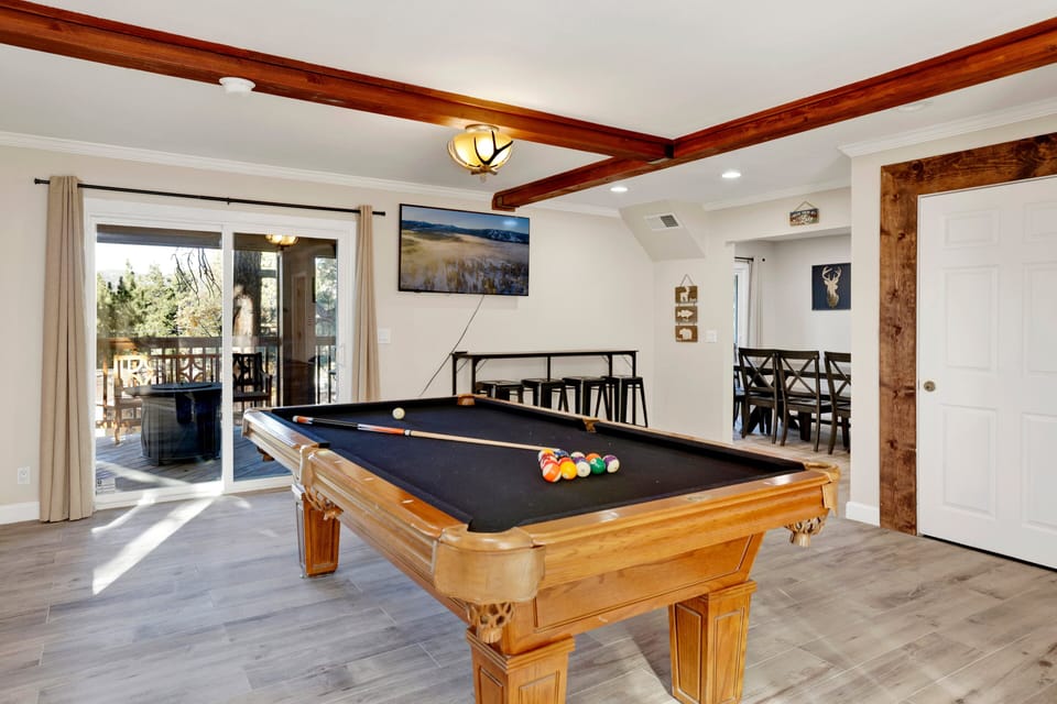 Game room with billiards