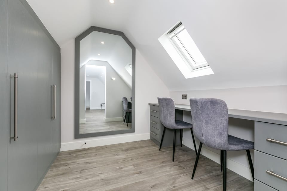 Superior Apartment - Twin Bedroom - Dressing Room