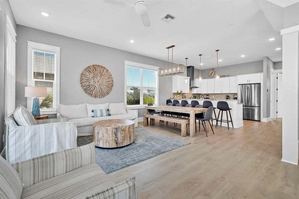 Living room, dining area & kitchen