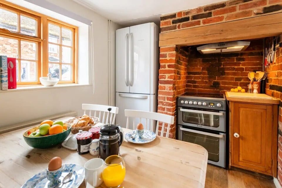 American style fridge, electric oven and grill 