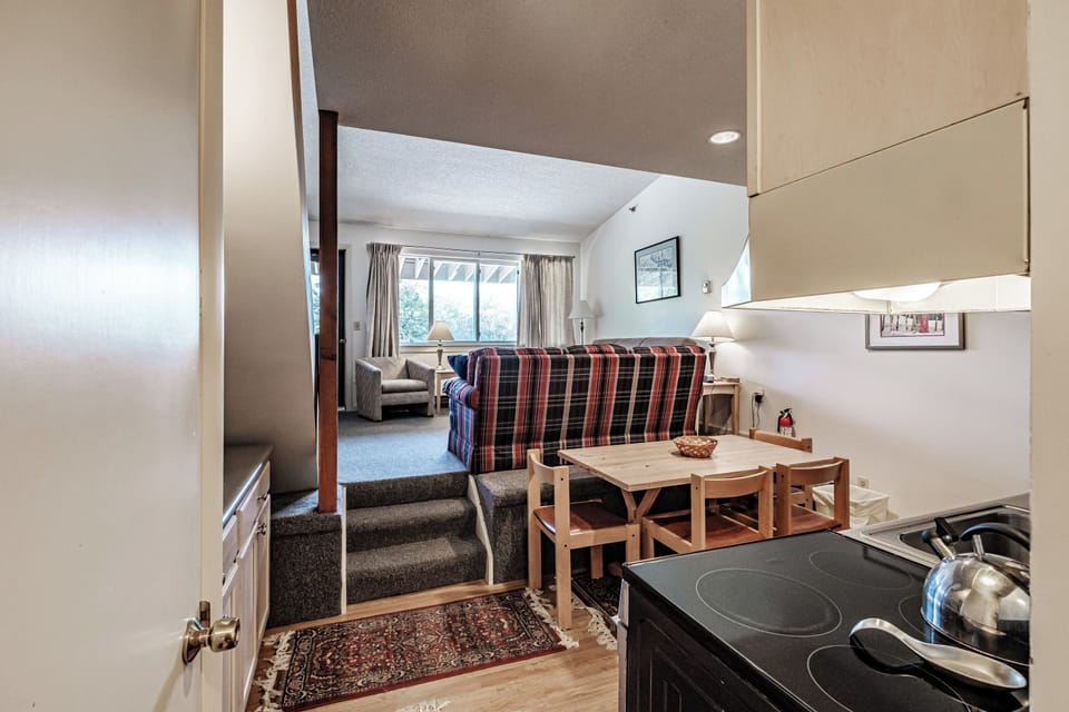 Kitchen/dining