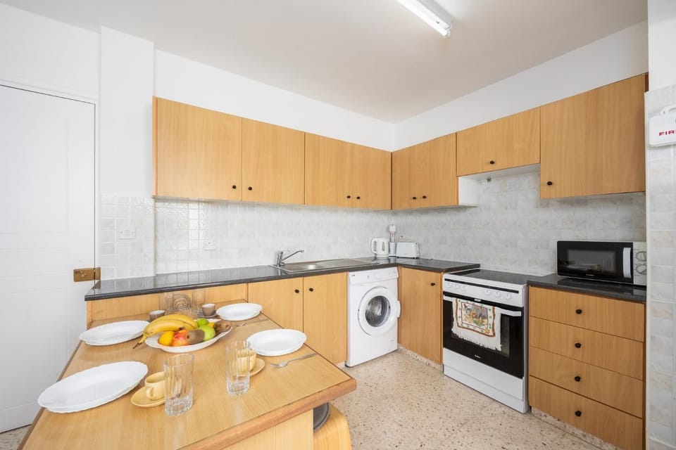 Equipped kitchen