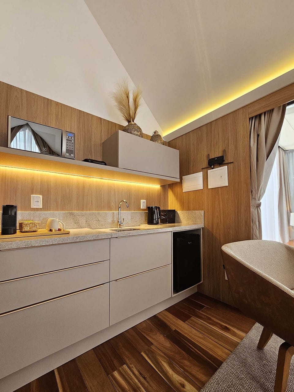 Kitchen or kitchenette