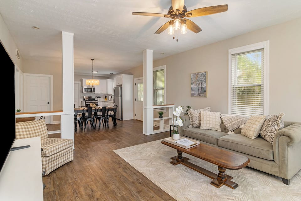 Living room - Lower unit