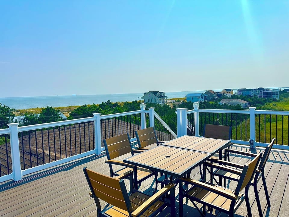 Rooftop deck with stunning views of the DE bay & the Prime Hook Wildlife Refuge