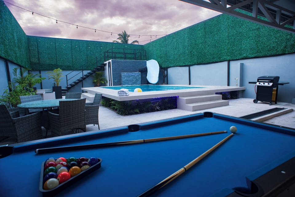 Pool & Billard