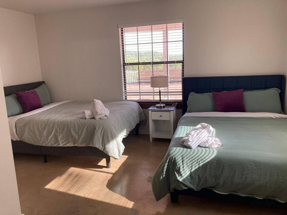 Guest bedroom - 3