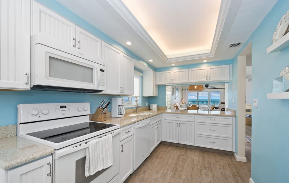 Well-Equipped Kitchen