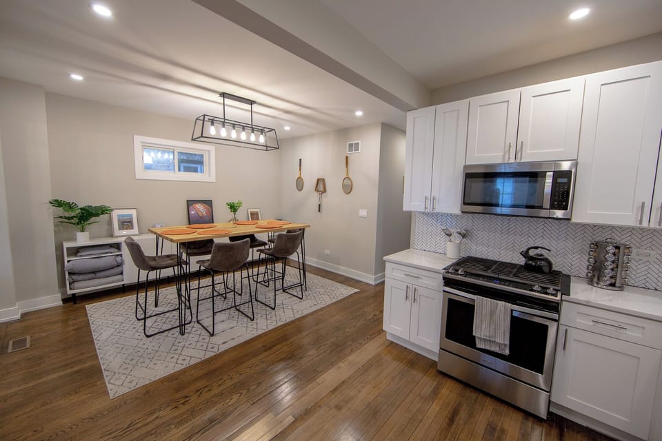 Dining room located next to the kitchen