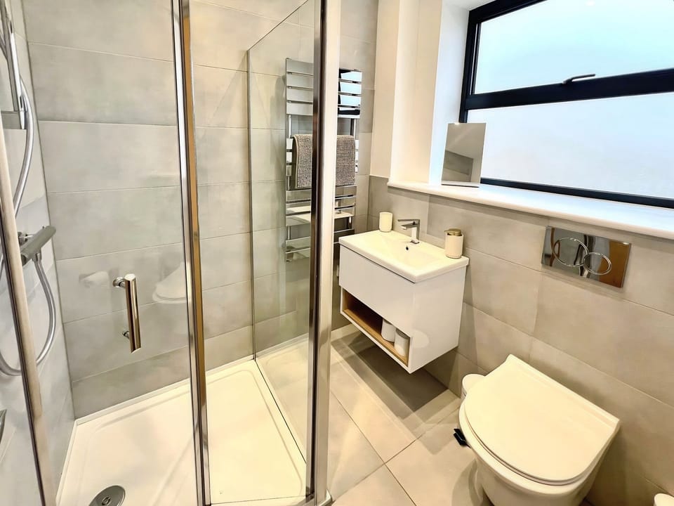 Master Ensuite