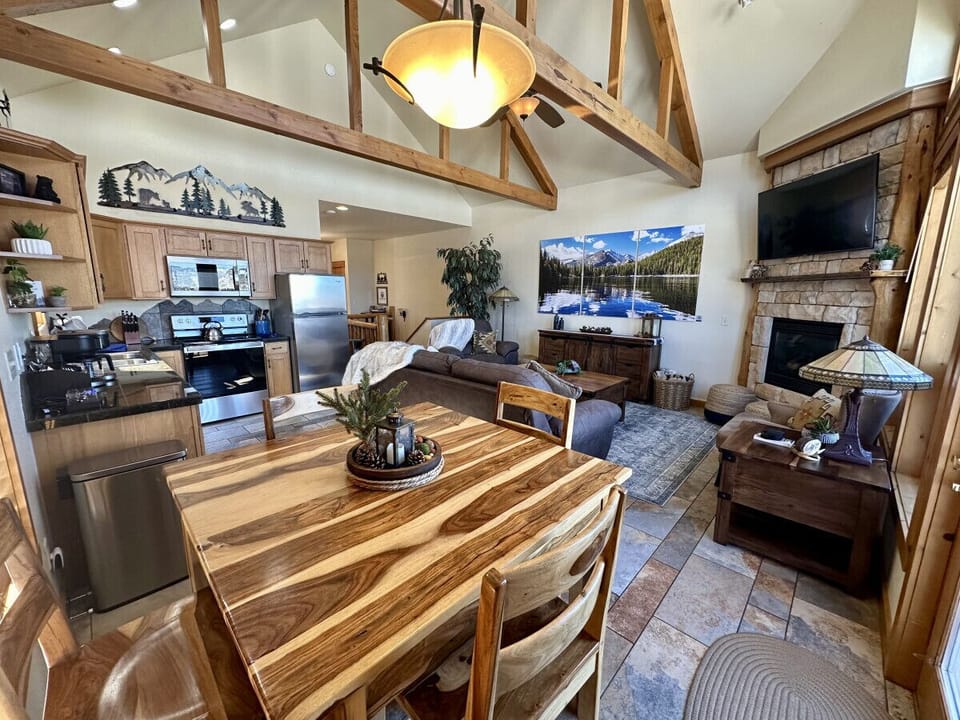 Take in the open, spacious view that is all yours!