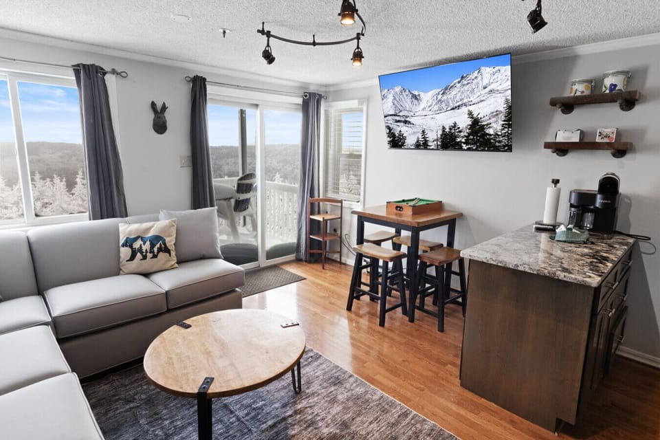 Welcome to Mountain Lodge 194!