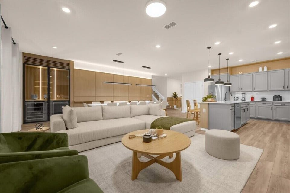 16252 St Martin Street (2).jpg