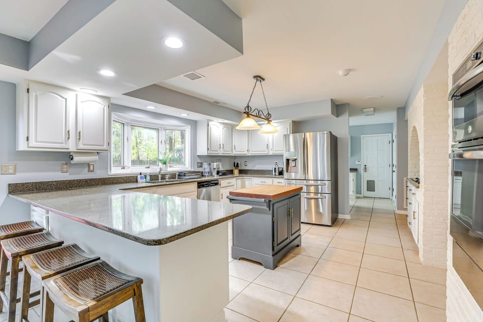 Kitchen | 1st Floor | Dishwasher | Keurig Coffee Maker