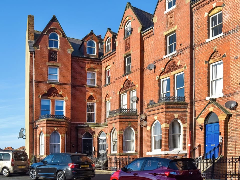 Exterior | Fatamorgana, Whitby
