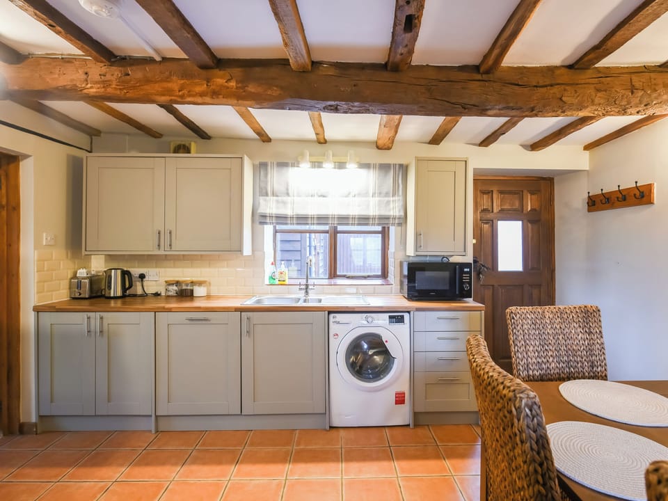 Kitchen/diner | Longmynd - Botvyle Farm, Church Stretton