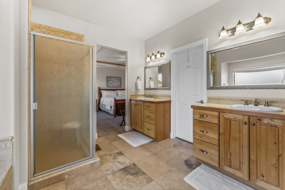 Master En-Suite bathroom has dual vanities, a soaker tub and walk in shower (please note that the master closet is not available)