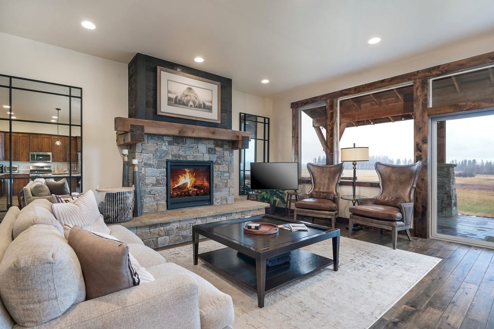 Spacious Living Room to Relax | Main Level