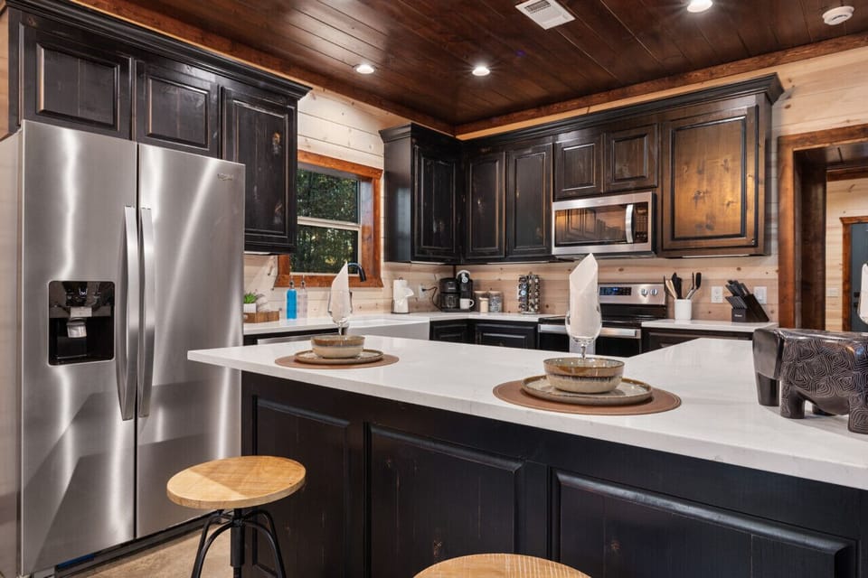 A seat at the counter is all you need for good company and great conversation