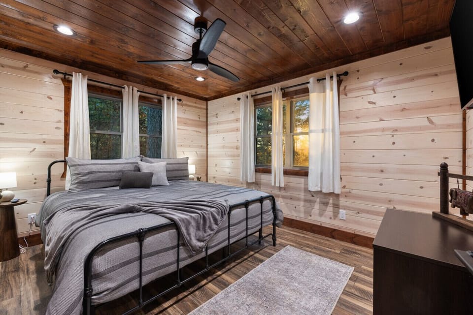 Two pillows, endless comfort, and a perfect night’s rest