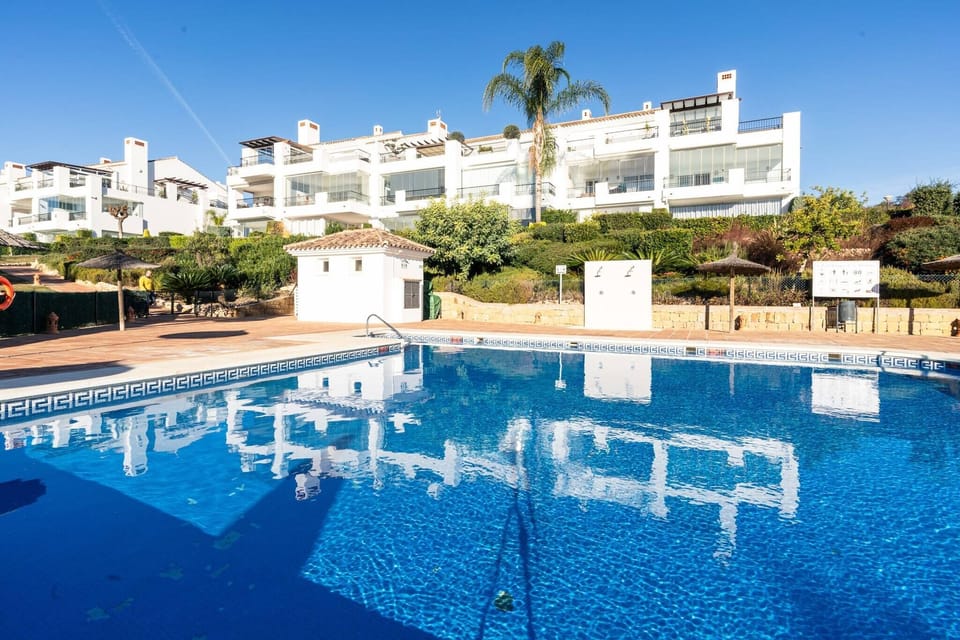 Holiday Home Swimming Pool