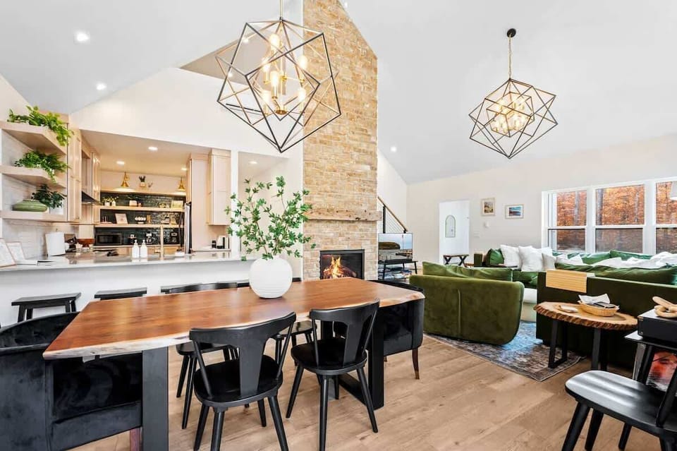 Relax by the gas fireplace, spin some vintage vinyl, or watch your favorite shows on the smart TV.