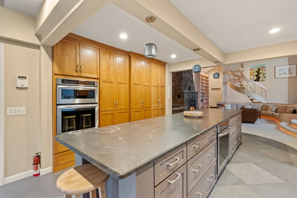Plenty of cabinet space for storage and double ovens make cooking a breeze.