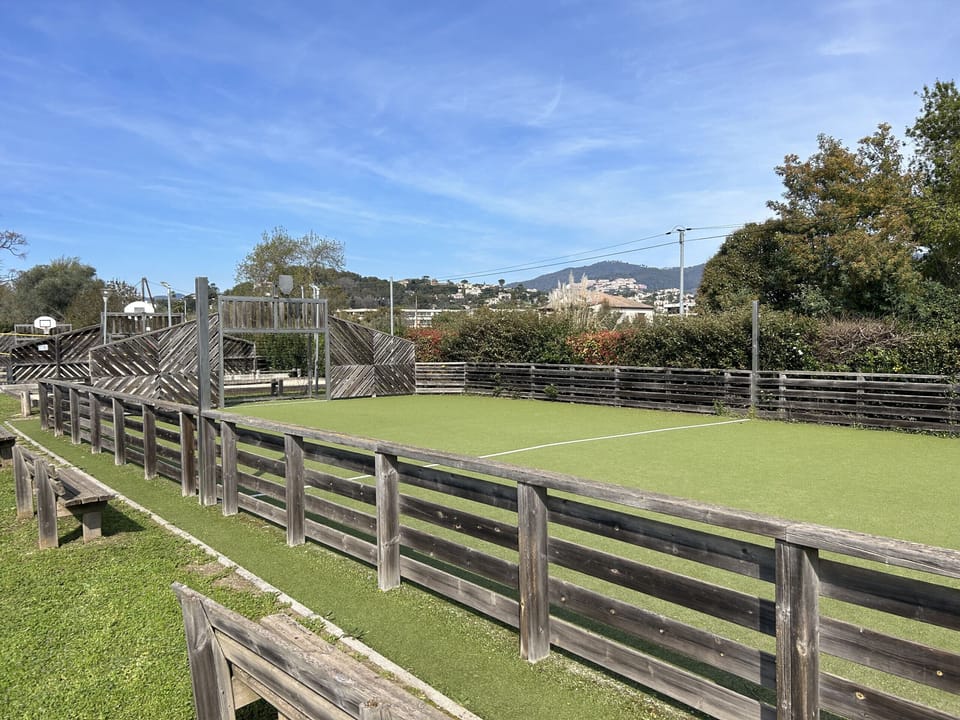 Sport court