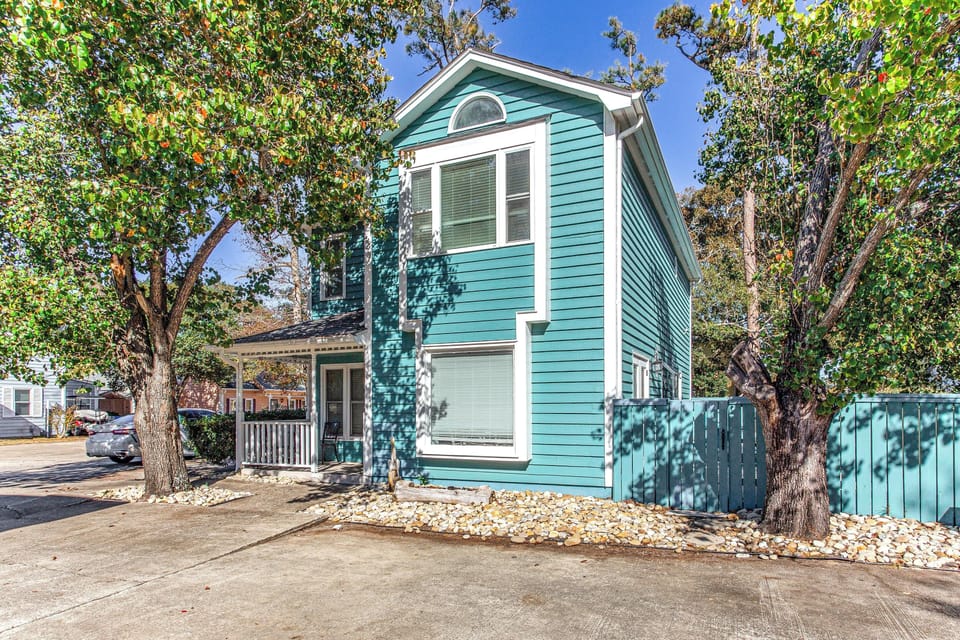 North Myrtle Beach Vacation Rental | 3BR | 2.5BA | 1 Step Required | 1,663 Sq Ft