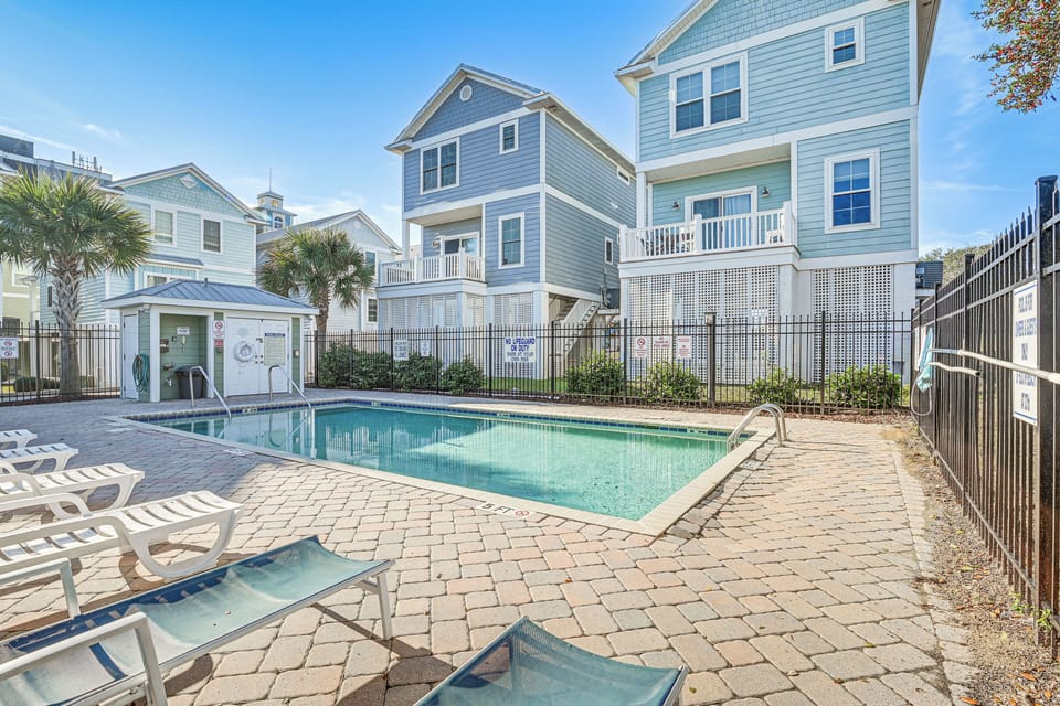 Myrtle Beach Vacation Rental | 4BR | 3.5BA | 1,600 Sq Ft | Stairs Required