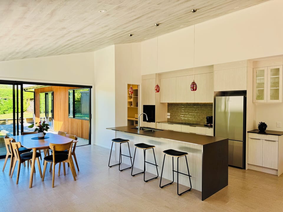Full Kitchen with scullery and quality appliances