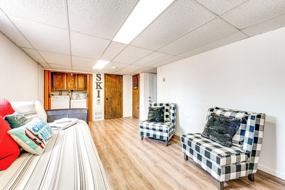 Laundry Room | Basement