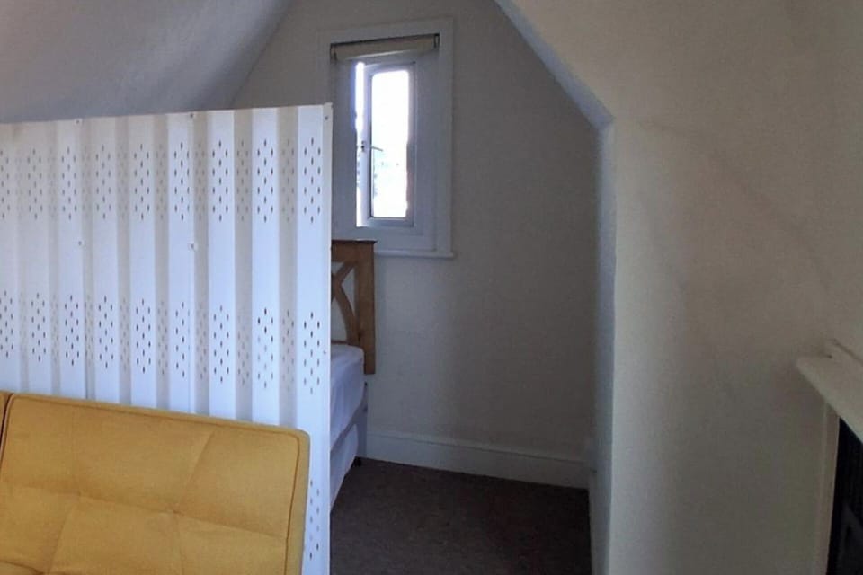 Double trundle bed.